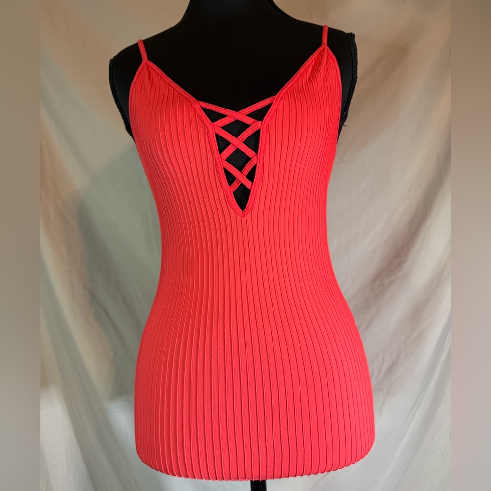 Bebe Bright Coral Ribbed Lattice Camisole 💖
